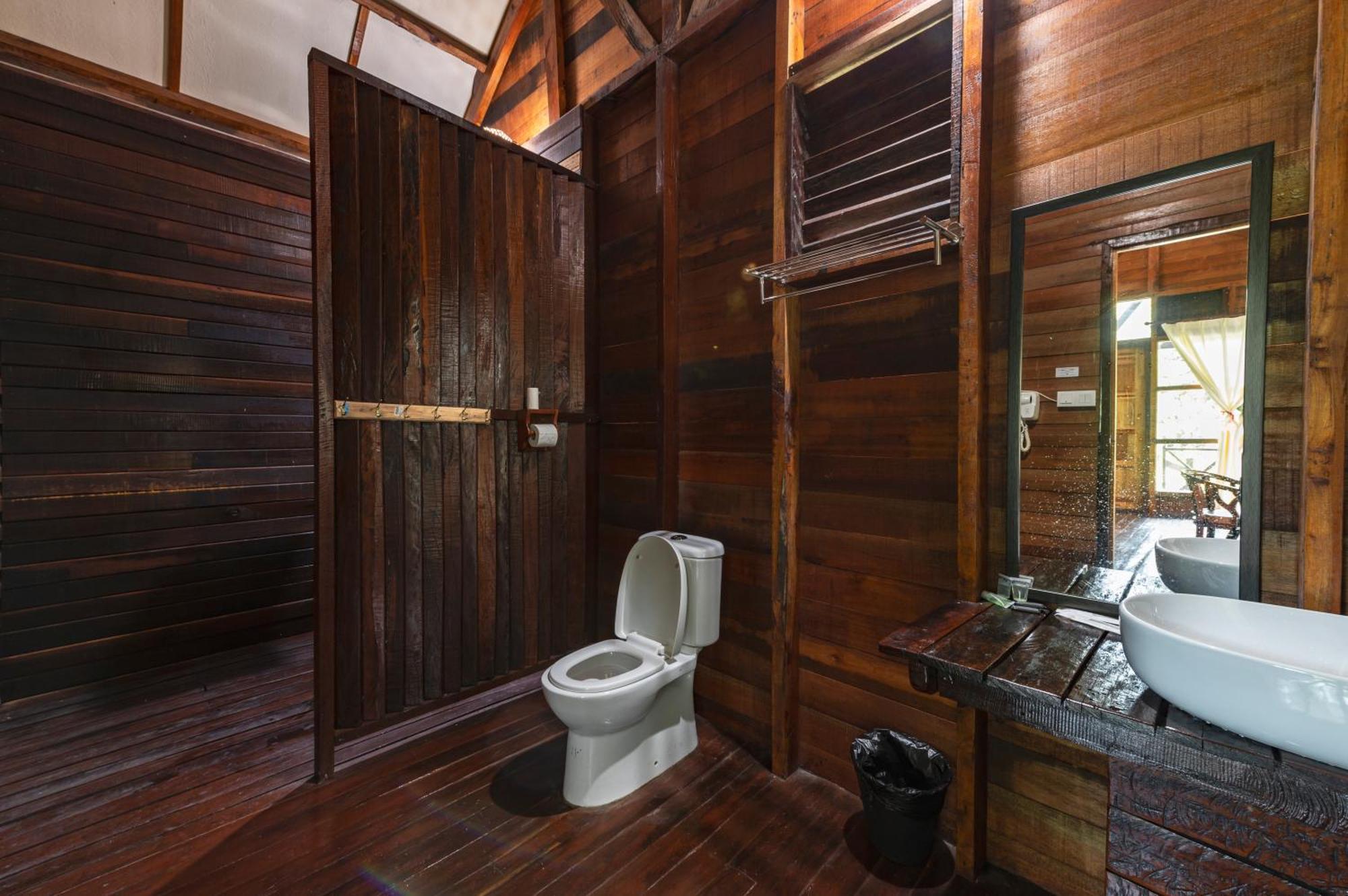 Borneo Sepilok Rainforest Resort ภายนอก รูปภาพ