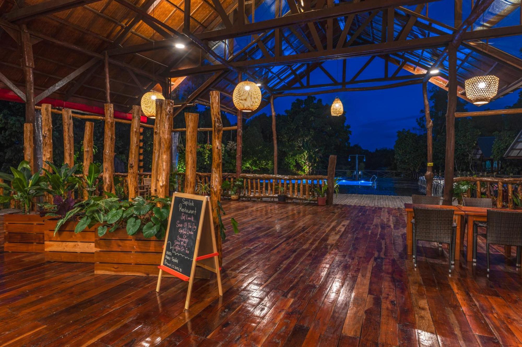 Borneo Sepilok Rainforest Resort ภายนอก รูปภาพ